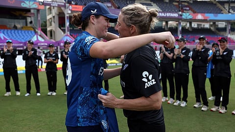 Women’s World Cup : उपांत्य फेरीपूर्वी इंग्लंडची जबरदस्त तयारी; न्यूझीलंडला चिरडून ‘टॉप-२’ मध्ये धडक