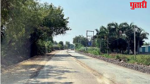 मोबदल्यासाठी शेळगाव रस्त्याचे काम बंद