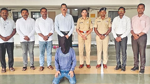 Solapur Crime: पोलिसांनी 36 ग्रॅम एमडी ड्रग्ज पकडले