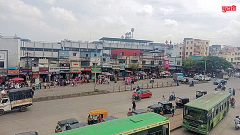 कात्रज चौकातील अतिक्रमणांवर धडक कारवाई
