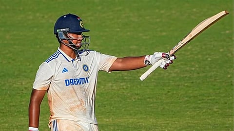 Vaibhav Suryavanshi : वैभव सूर्यवंशीची रणजीमध्ये टी-२० स्टाईल खेळी; अवघ्या १३ चेंडूत ठोकल्या ६० धावा