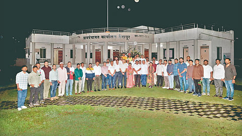 Karad News: आसामच्या शिष्टमंडळाची सैदापूरला भेट