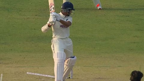 IND vs SA 1st Test : पहिल्या दिवसाअखेर भारत १ बाद ३७ धावा, द. आफ्रिकेपेक्षा १२२ धावांनी पिछाडीवर