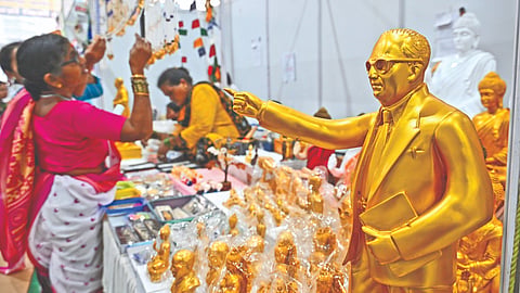 Mahaparinirvan Din
