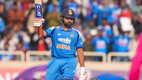‘Rohit Sharma’चा भीमपराक्रम, आंतरराष्ट्रीय क्रिकेटमध्ये बनला ‘20 हजारी मनसबदार’!