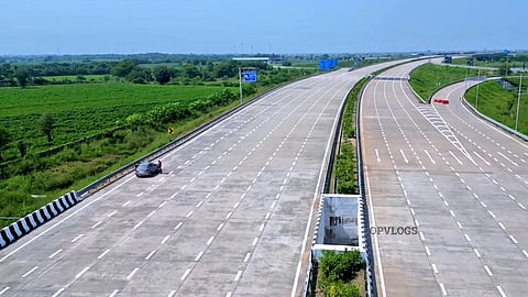 Delhi-Mumbai Expressway /  दिल्ली मुंबई द्रुतगती महामार्ग 