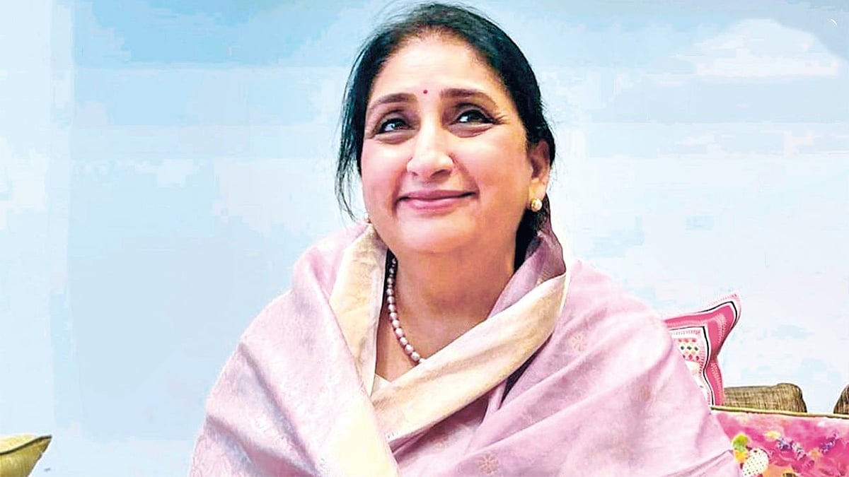 नाशिकमध्ये राष्ट्रवादीचे अधिवेशन; सुनेत्रा पवार यांच्या ब्रँडिंगची चर्चा
