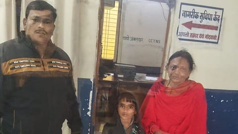 Kej Bus Stand Theft