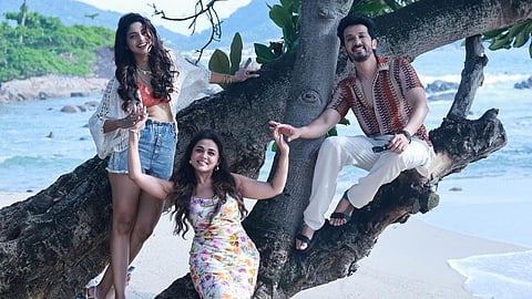  New Marathi Film Sakhe Ga Saajani poster 