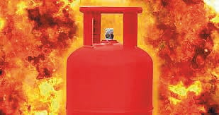 Cylinder blast compensation: