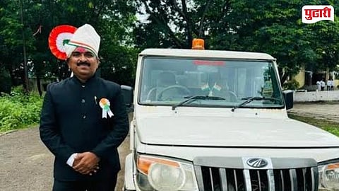 Parli Tehsildar  Vyankatesh Munde 