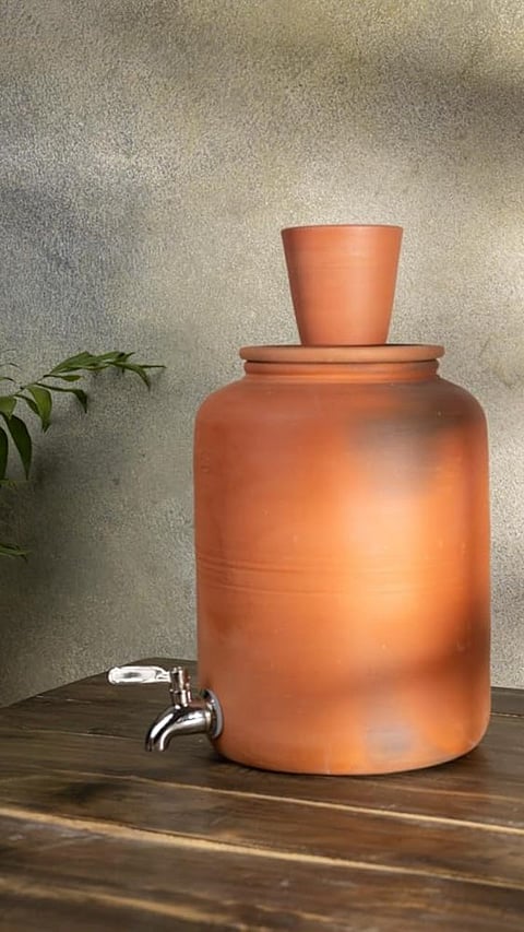 Benefits of drinking clay pot water