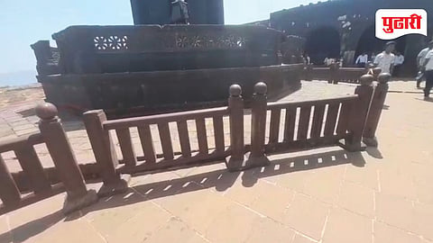 Raigad Fort Barricade