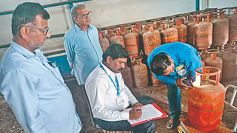 Gas Cylinder