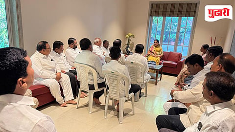 Sunetra Pawar Farmers Meeting:  काटेवाडीत नुकसानग्रस्त शेतकऱ्यांची सुनेत्रा पवार यांच्याशी भेट; तातडीच्या मदतीचे आश्वासन
