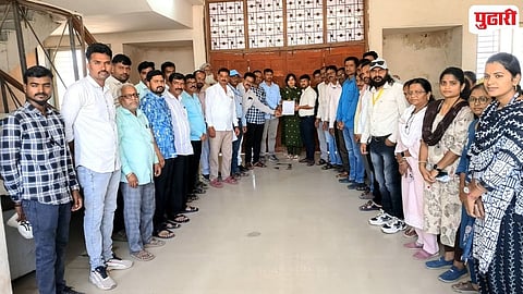 Paranda  Tehsildar Threat Case