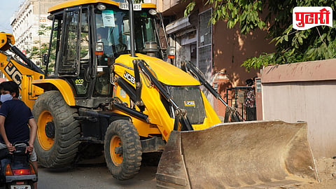 JCB