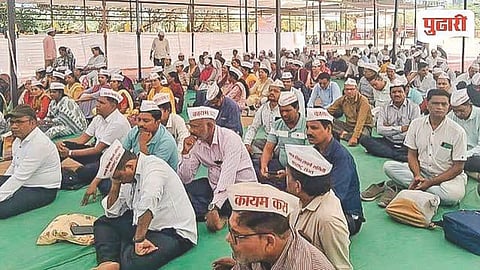 Education workers strike