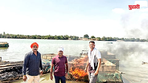 Godavari illegal sand mining