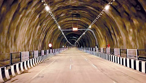 Khambatki Ghat: खंबाटकी घाटातील दुसरा बोगदा अंतिम टप्प्यात
