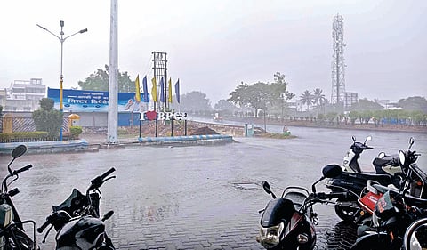 Satara Rain: उंब्रजसह परिसराला अवकाळी पावसाने झोडपले