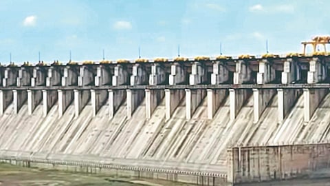 Ujani Dam: उजनीतील पाणी  31 ऑगस्टपर्यंत राखीव