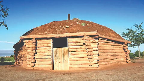 Hogan houses tradition |