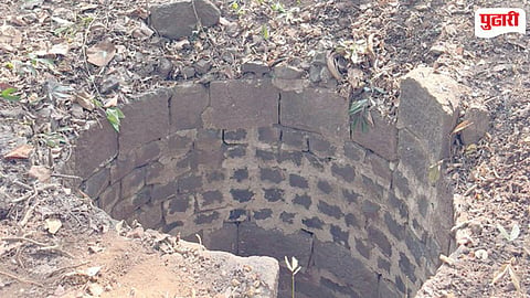 Sarasgad Fort Inscription