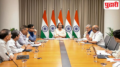 केंद्रीय शिक्षण मंत्री धर्मेंद्र प्रधान यांनी मंगळवारी नवी दिल्ली येथे NEET  पुनर्परीक्षेबाबत आढावा बैठक घेतली.