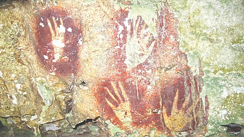 Oldest cave painting |