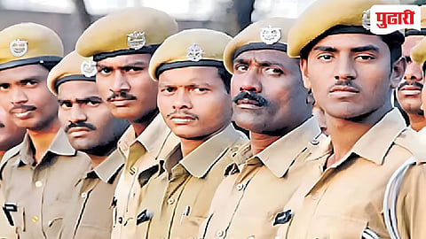 Home Guard news | राज्यातील 40 हजार होमगार्ड जवानांना नियमित कर्मचा-याचा दर्जा द्या      