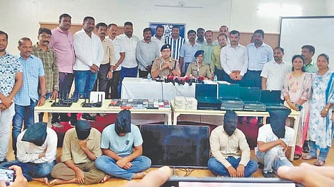 Satara Police: सातारा पोलिसांकडून आंतरराष्ट्रीय ठगसेनांचा पर्दाफाश