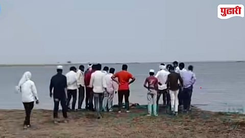 Majalgaon Savargaon Dam Boy Death 