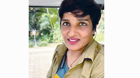 Woman Auto Driver |
