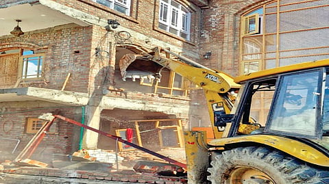 Srinagar Illegal Property Demolition | 