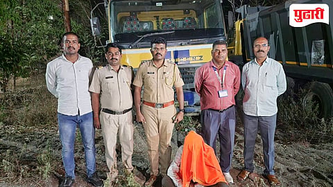 Jalna sand smuggling | वाळू तस्करांना दणका; 3 हायवा, 1 अवैध वाळू ट्रॅक्टर पकडले 