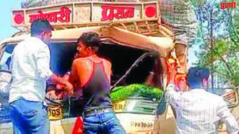 Vaijapur Accident News