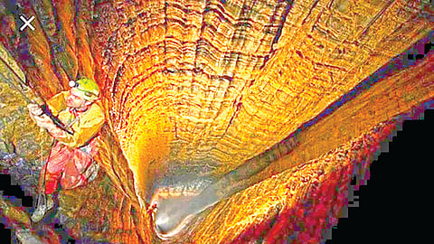 Deepest Cave in World | 