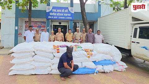 Jalgaon crime news | जळगावात 'विमल'चा बंपर स्टॉक जप्त; एमआयडीसी पोलिसांची डिझो पेट्रोल पंपाजवळ धडक कारवाई