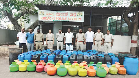 Belgaum Liquor Raid: मोरब येथे दारूभट्टीवर छापा 