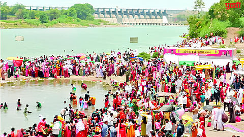 Dhondyavari : पैठणनगरी धोंड्यावारीनिमित्त भक्तिरसात न्हाऊन निघाली