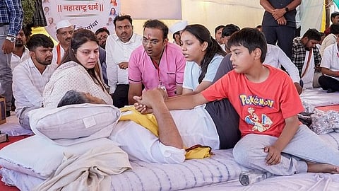 Rohit Pawar Protest: आ. रोहित पवार यांचे आंदोलन सुरूच; तब्येत बिघडली 