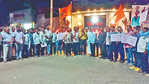 Belgaum News: येळ्ळुरात पेटल्या निर्धाराच्या मशाली