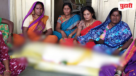 Parbhani News | स्मशानभूमीसाठी जागा नसल्याने चिमुकलीचा मृतदेह तहसील कार्यालयाच्या गेटवर