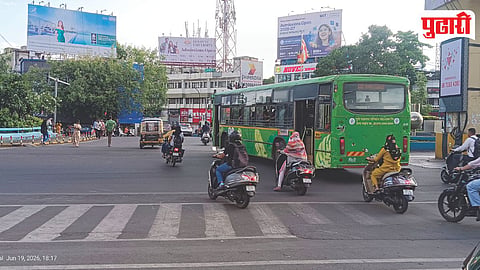 PMPML Bus Signal Violation