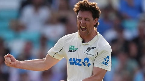 New Zealand Hit by Double Blow as Henry, Phillips Miss Test