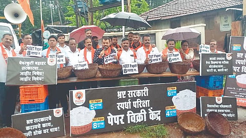 Paper Leak Case Protest |