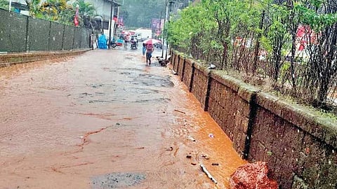 Mahabaleshwar Rain: पहिल्‍याच पावसात महाबळेश्वर–तापोळा मार्ग जलमय 