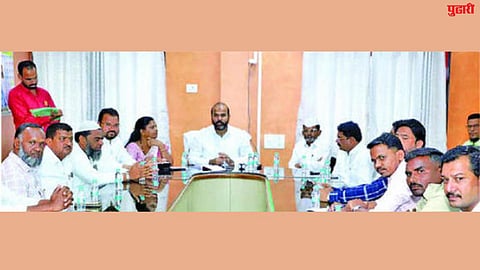 Electricity Problems : सिल्लोडच्या वीज समस्यांवर कायमस्वरूपी तोडगा