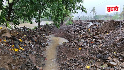 Raigad rain : सहानगोठी येथे रस्त्याची साईड पट्टी खचली; शेतकऱ्यांचे मोठे नुकसान